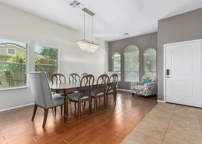 Serenity Haven With Private Pool In Gilbert