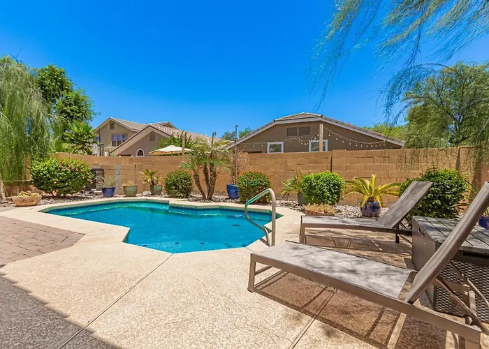 Villa Serenity Haven With Private Pool In Gilbert
