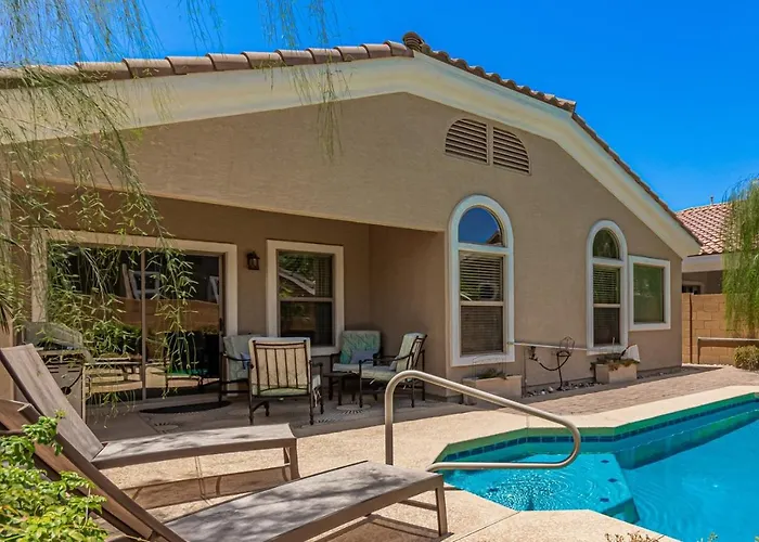 Serenity Haven With Private Pool In Gilbert Villa